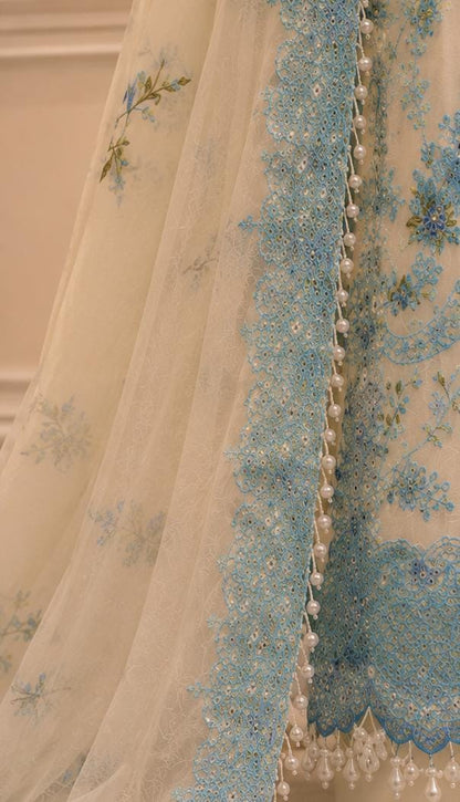 Sky blue embroidered border detail on ivory dupatta